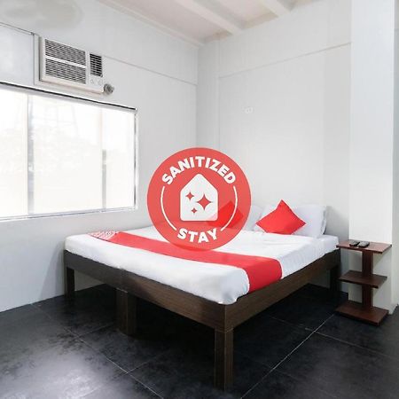 Oyo 136 Regal Residences Quezon City Ngoại thất bức ảnh