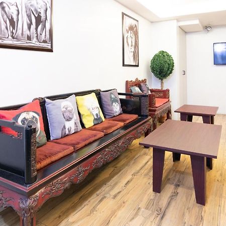Oyo 136 Regal Residences Quezon City Ngoại thất bức ảnh
