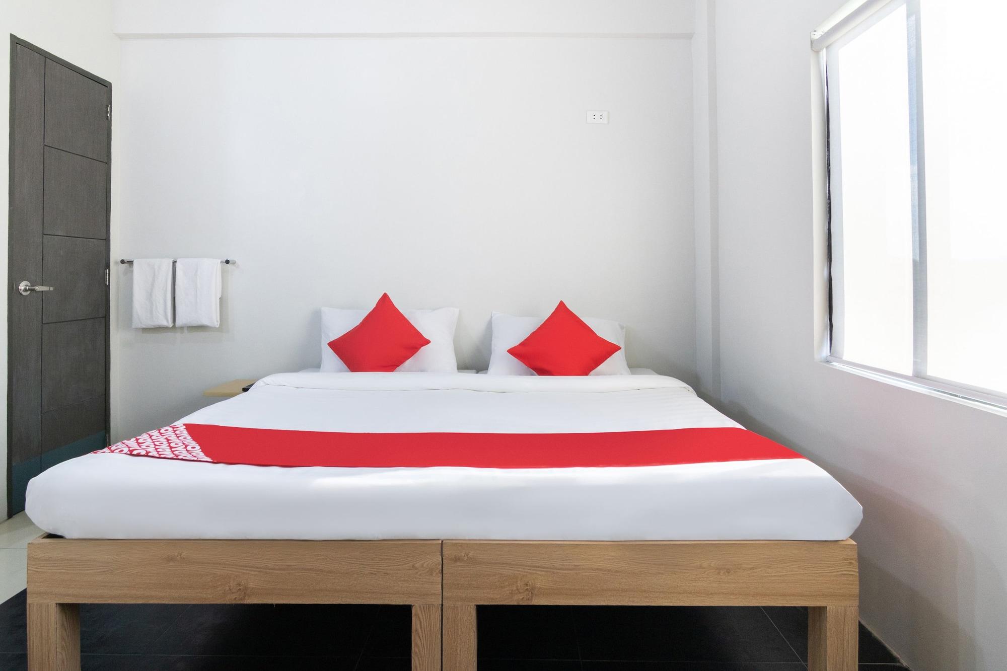 Oyo 136 Regal Residences Quezon City Ngoại thất bức ảnh