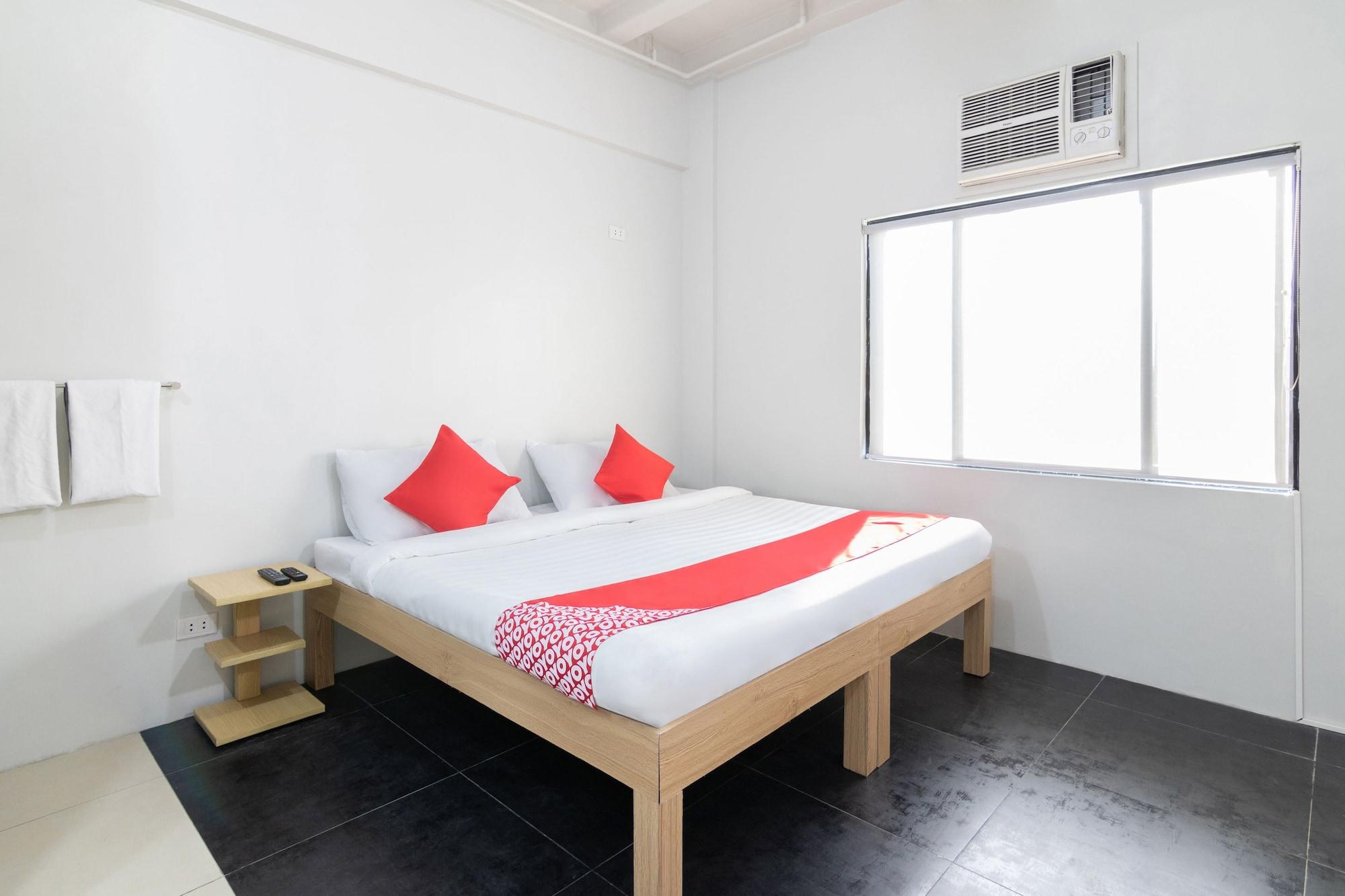 Oyo 136 Regal Residences Quezon City Ngoại thất bức ảnh