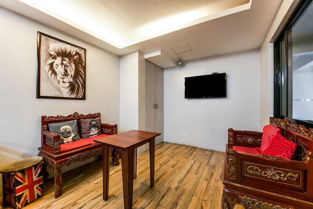 Oyo 136 Regal Residences Quezon City Ngoại thất bức ảnh