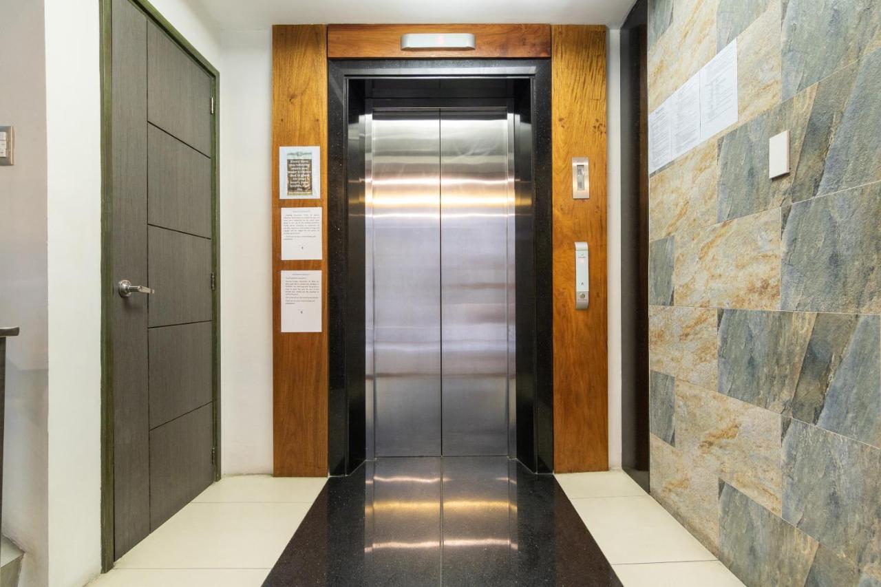 Oyo 136 Regal Residences Quezon City Ngoại thất bức ảnh